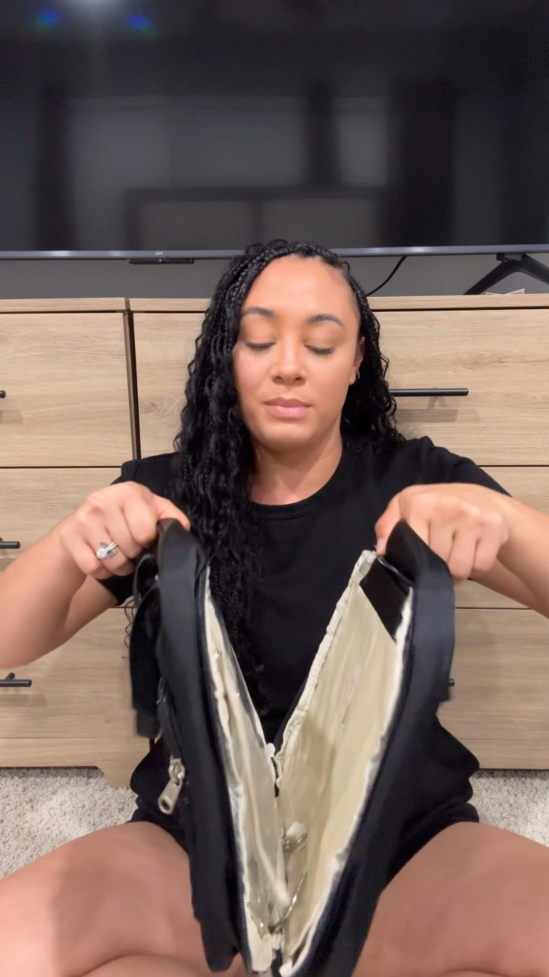 After filling this thing up WOW IT HOLD ALOT!!! #travel #cruise #travelmusthaves