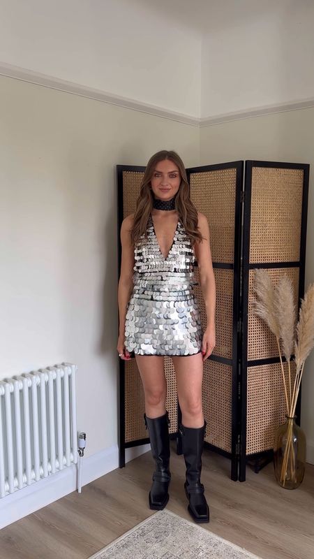 GLASTONBURY FESTIVAL OUTFIT IDEAS

wearing a size 10 in the warehouse silver sequin dress

Topshop rain leather boots

Neck scarf 


Festival fashion, party outfit, eras tour outfit, concert outfit, glasto outfit 

#LTKfestival #LTKuk