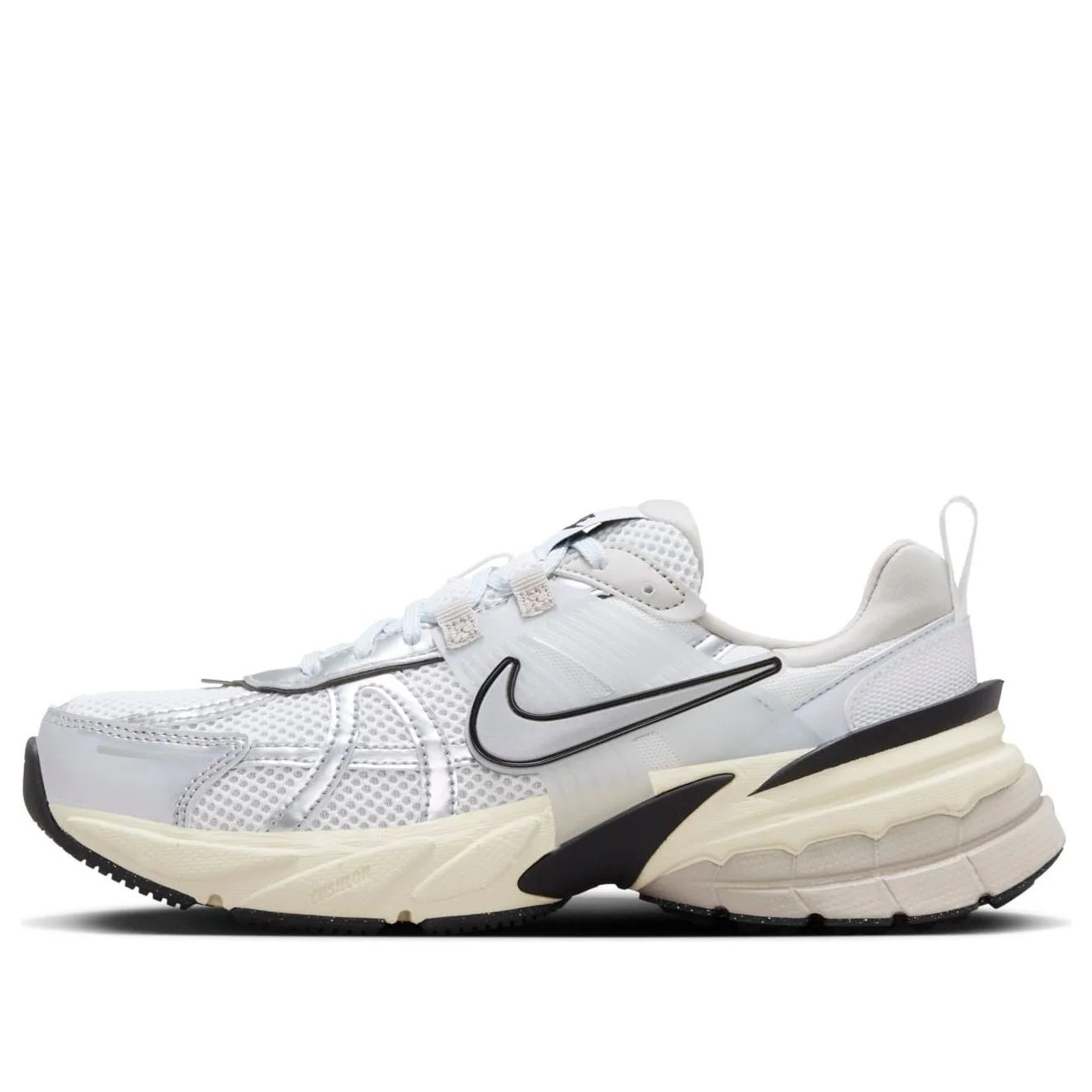 (WMNS) Nike V2K Run 'Summit White Metallic Silver' FD0736-100 | KICKS CREW