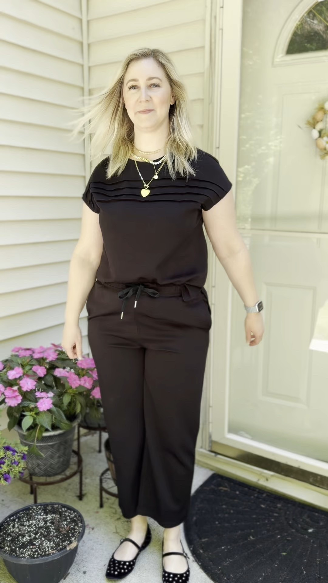 Comfiest two piece set for spring/summer!

Wearing a large

Code LINDSEY saves you 10% on the jewelry from Melinda Maria!

#LTKMidsize #LTKSeasonal #LTKFindsUnder50