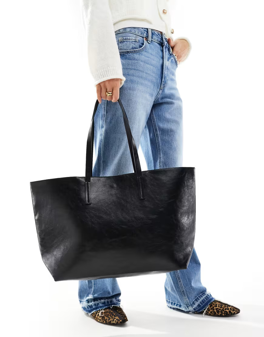 Pull&Bear oversized faux leather tote bag in black | ASOS (Global)