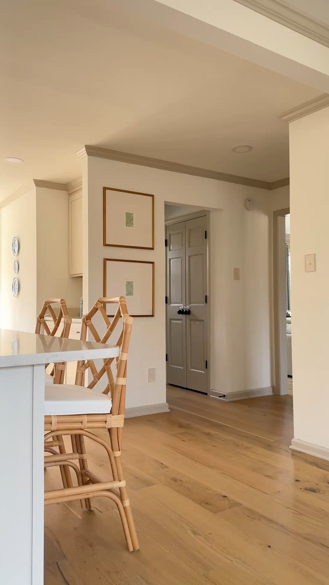 New counter stools and I’m obsessed. Can’t wait for our kitchen to come together.

Counter Stools / Wayfair / Kitchen reset

#LTKHome