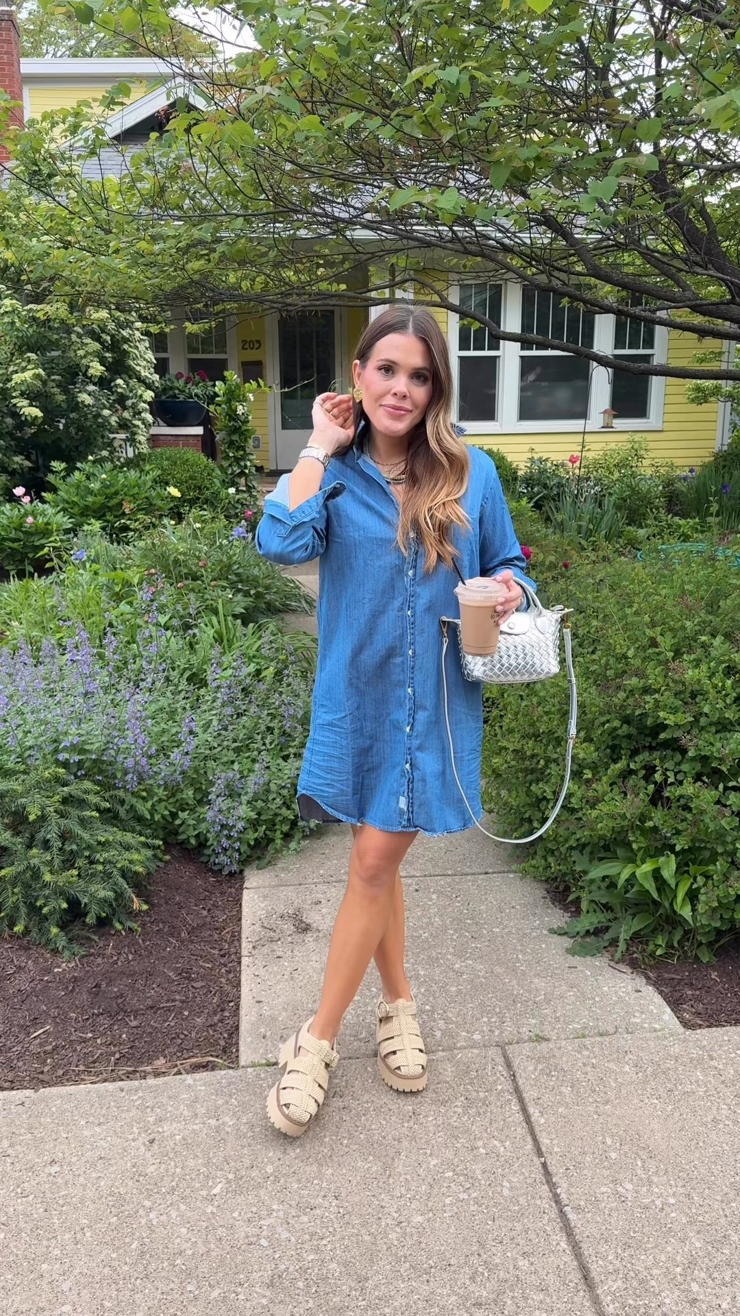 Effortless & timeless 🤝 @frankandeileen 🌷Comment WANT & I’ll send you a DM to shop all of my favorite F & E pieces via the @shop.ltk app! As much as we love the bold & bright around here, there is just something so refreshing about a great basic. These pieces will be ones I reach for for years to come, the quality is just unmatched! #frankandeileenpartner #wearloverepeat


#LTKSeasonal #LTKStyleTip