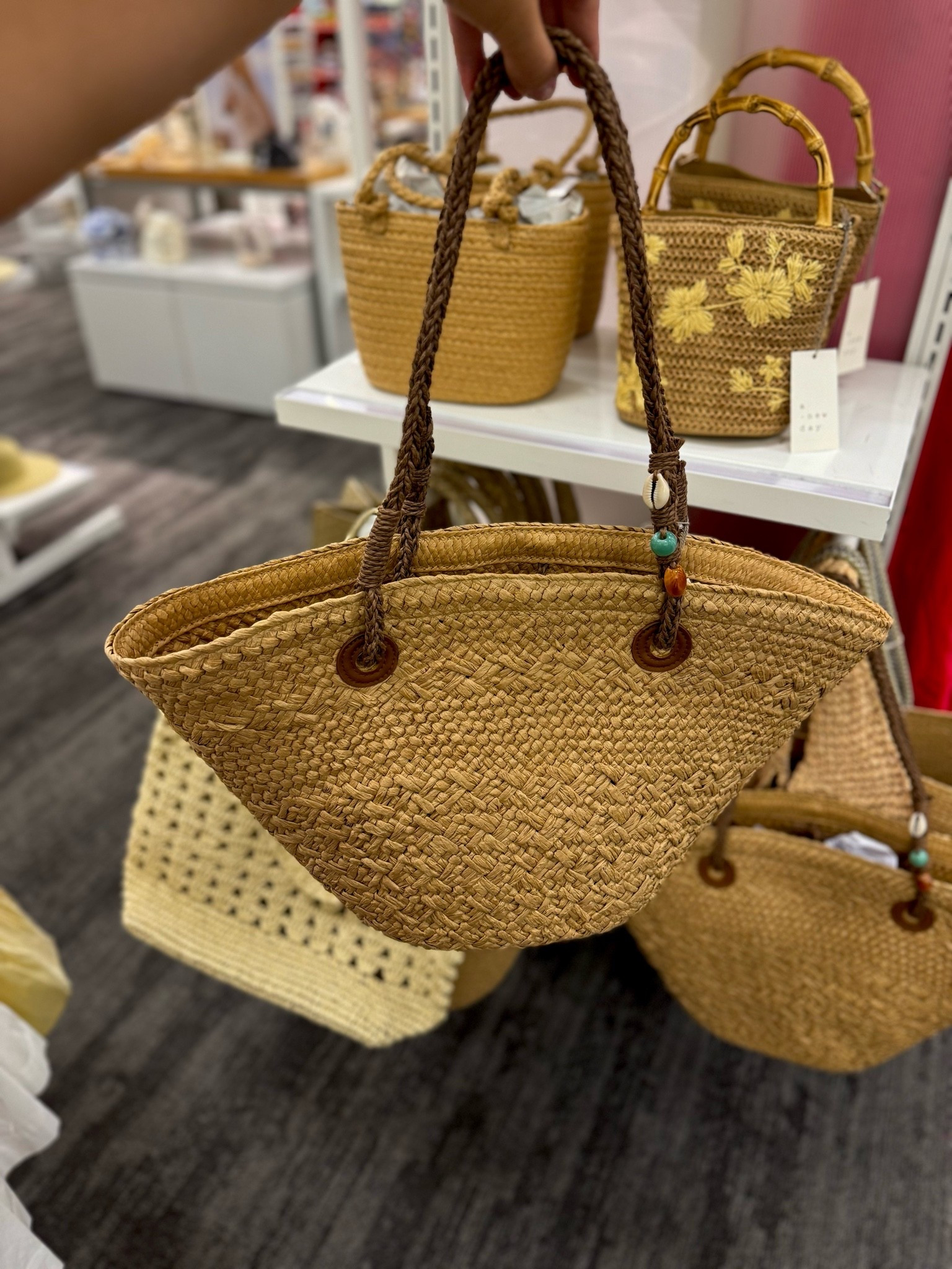 Target sale 30% off 

Target purse, summer purse

#LTKSaleAlert #LTKootd #LTKTravel