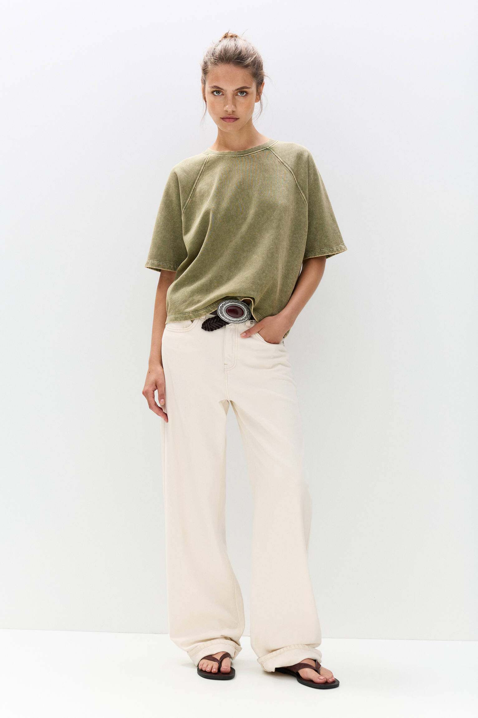 Straight baggy jeans with turn-up hems - pull&bear | PULL and BEAR UK