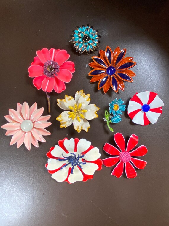 Mod Enamel Vintage Bold Flowers 1960s Spring Metal Brooches | Etsy | Etsy (US)
