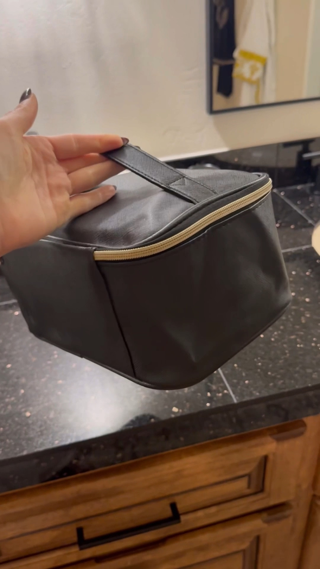 Re-organizing all the makeup and brushes I actually use into one bag and I’m honestly obsessed. 🙌
This organizer is perfect for everyday and travel—everything is in one place, easy to see when it’s opened, and the best part is the brushes stay completely separate so the inside stays clean (game changer).

All my foundation bottles stand up straight (why is that so satisfying?!) and nothing tips over or gets messy.
And for $15 on Amazon… total win. 💄✨

Linked here 👇

#LTKdayinmylife #LTKTravel #LTKBeauty