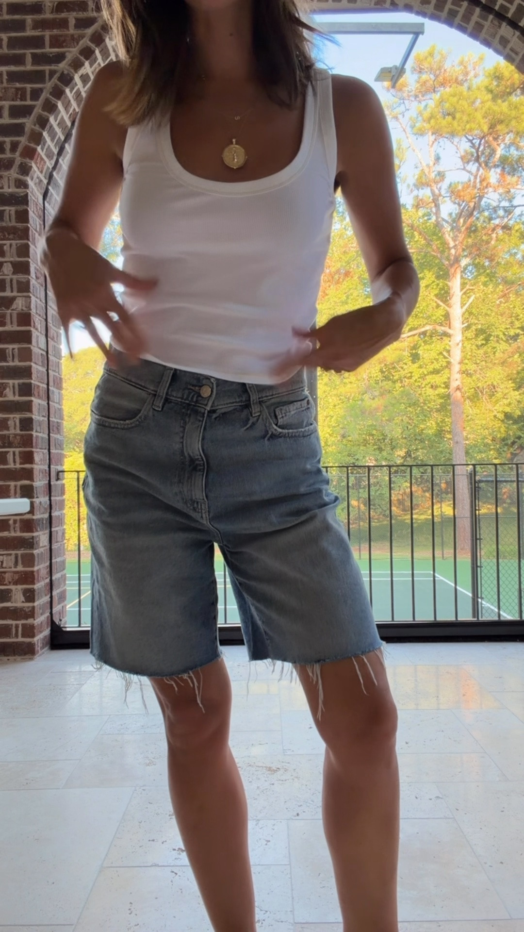 Warning (if relevant): men hate these shorts
