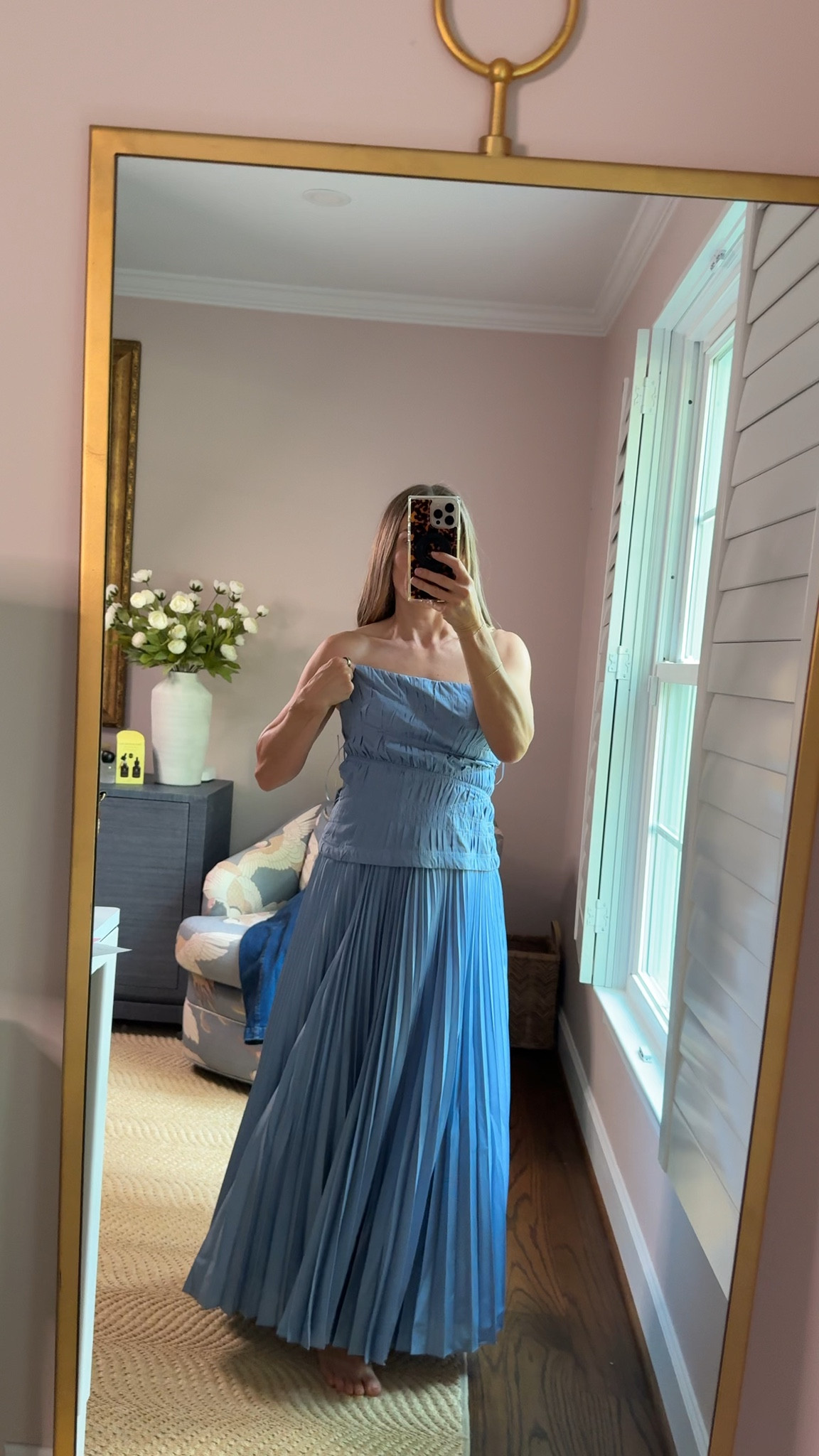 Every fall I try to find the one dress I would recommend as a wedding guest dress and this could be it if you size up. I’m wearing a size 2 and it’s too small. It is gorgeous.

#LTKSeasonal #LTKOver40 #LTKPetite