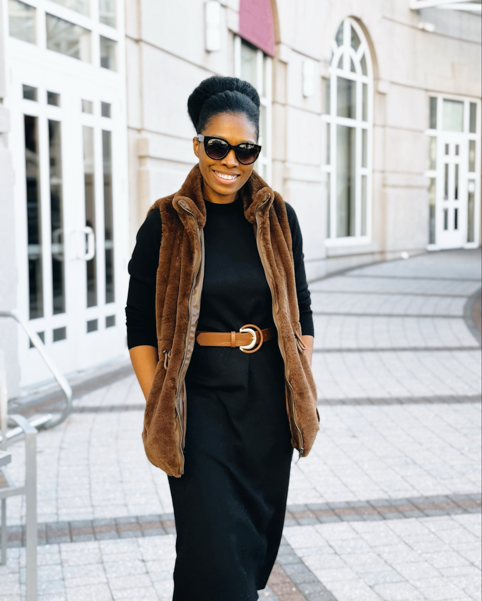 Casual holiday style 🤎🖤 9 Days til Christmas.

#LTKSeasonal #LTKHoliday #LTKOver40