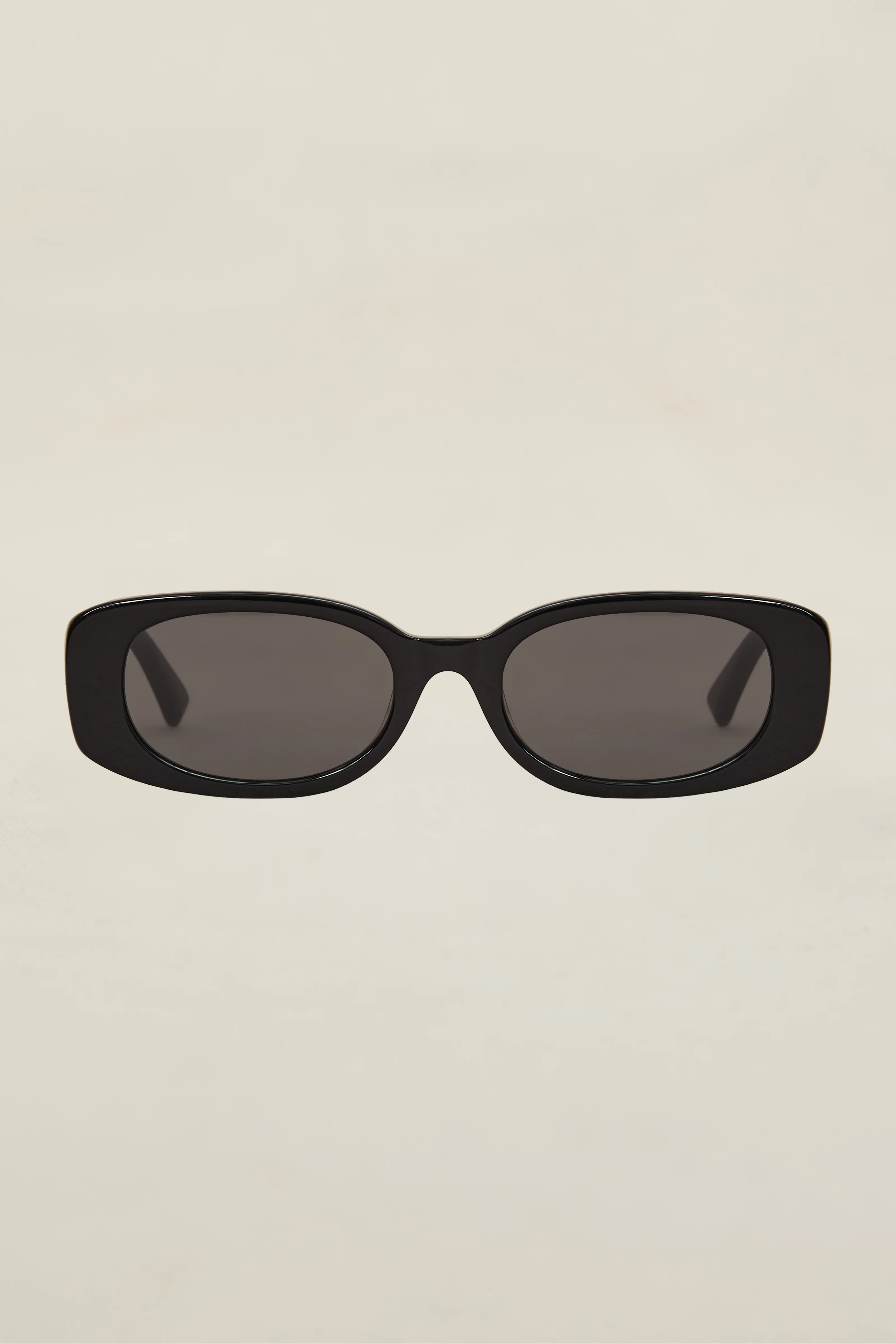 Milan Sunglasses | Devon Windsor