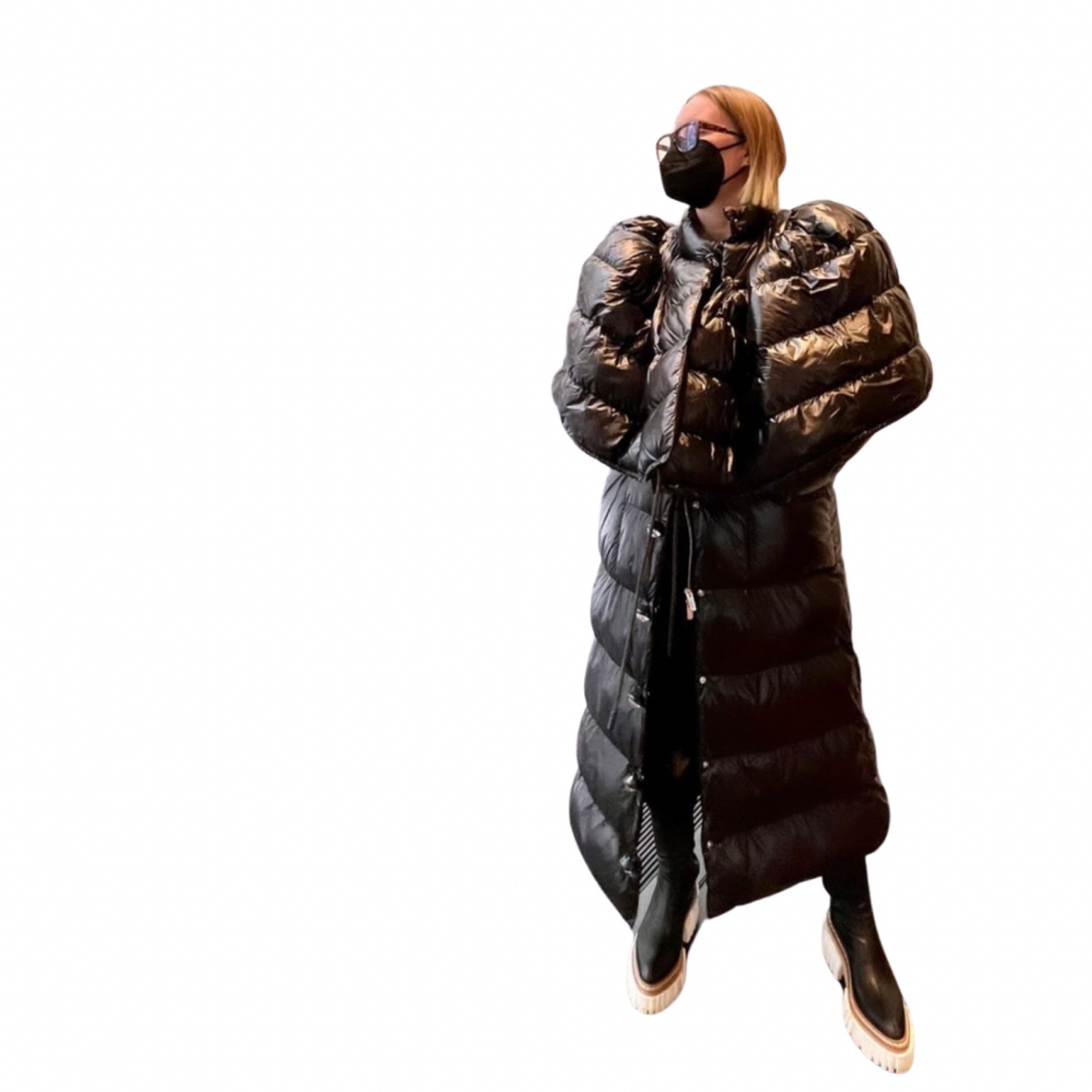 An out of this world coat from Christopher Kane 😍 I know how hard it is to find a quality long puffer coat 🥲

#LTKfit #LTKSeasonal