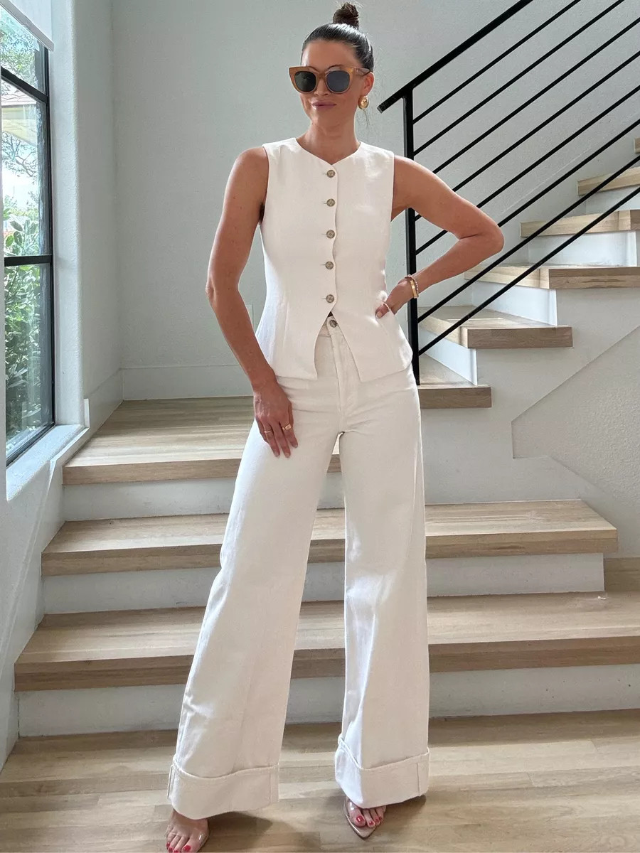 Size 6 in vest + size 25 in Agolde jeans 

Aritzia Wide leg jean 
Neutral outfit
White jeans 
Off white jeans 
Vest

#LTKdayinmylife #LTKootd #LTKSeasonal