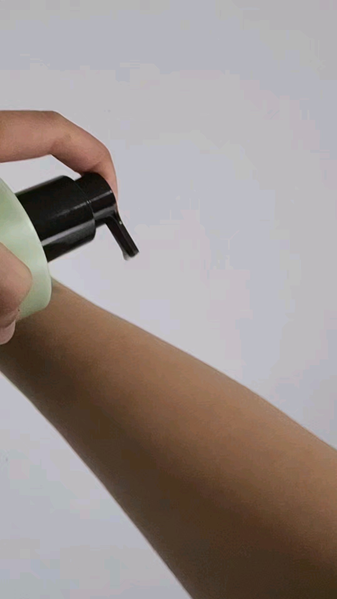 I absolutely love haruharu wonder Black Bamboo Daily Smoothing Body Oil. It comes in a lovely green gradient pump bottle. The texture is silky soft. It is non-sticky and fast-absorbing. It has a pleasant herb-like scent. It nourishes, hydrates, and smooths my skin. My skin also feels soft. It is lightly glowing. My skin is dry, and this is the perfect body oil to moisturize my skin without taking hours to make it absorb. ☆☆☆ Use code INFINITEJOYS on yesstyle.com for a discount sitewide. ☆☆☆

#LTKSaleAlert #LTKBeauty #LTKSwim