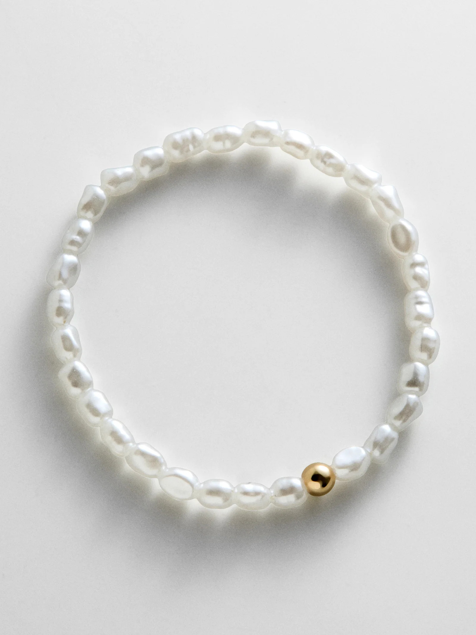 Ginnie Pearl Bracelet - Single Gold | BaubleBar