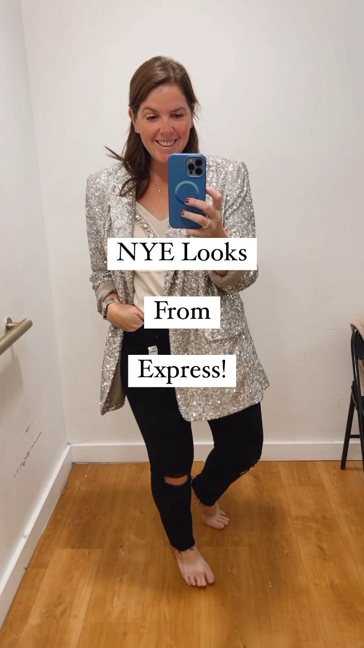 I believe we all have our Christmas outfits ready to go, so how about a week of NYE looks?! All 3 of these looks run TTS and everything is 40% off! 

#LTKHoliday #LTKmidsize #LTKstyletip