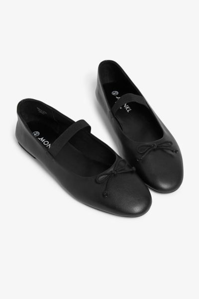 Ballerina shoes | H&M (UK, MY, IN, SG, PH, TW, HK)