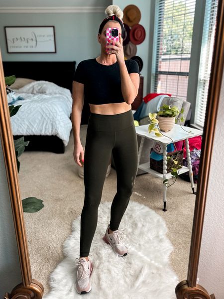 Workout OOTD
Top fits tts + wearing small (open back)
Leggings are no longer sold but linked up similar that I have and love —fits tts and wear small 

#LTKfindsunder50 #LTKstyletip #LTKfitness