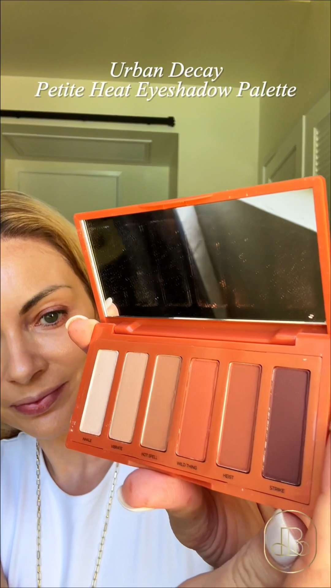 If you love warm-toned glam, this palette is a must 😍 The Urban Decay Petite Heat has the perfect mix of warm, smoky shades that blend like a dream ✨ Perfect for travel or everyday makeup with a little edge. #LTKBeauty #LTKFinds #UrbanDecayPalette #UrbanDecay #PetiteHeat #WarmEyeshadow #EyeshadowPalette #MakeupObsessed #BeautyEssentials #AmazonFinds #AmazonBeauty 

#LTKgrwm #LTKFindsUnder50 #LTKBeauty