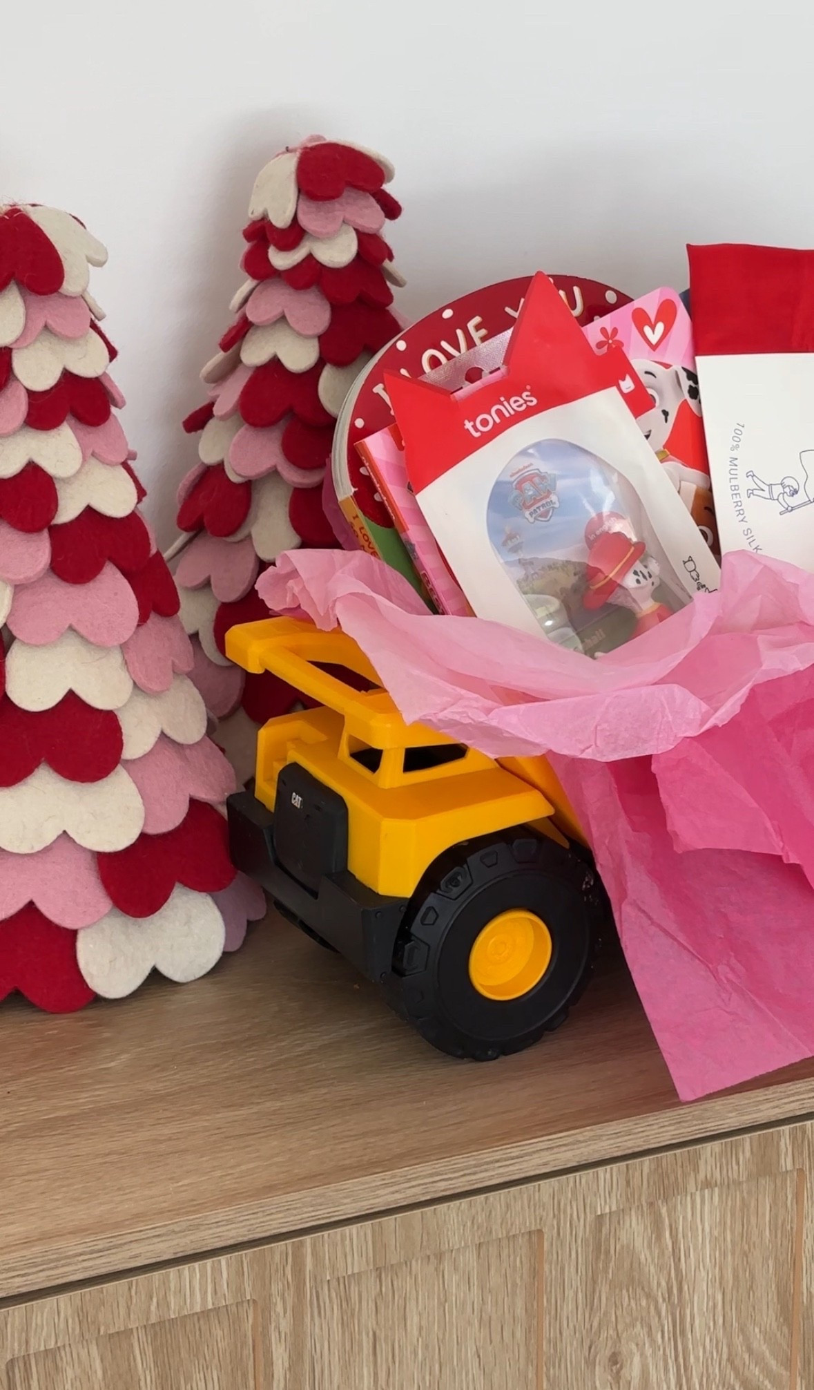 toddler boy valentine’s day baskett