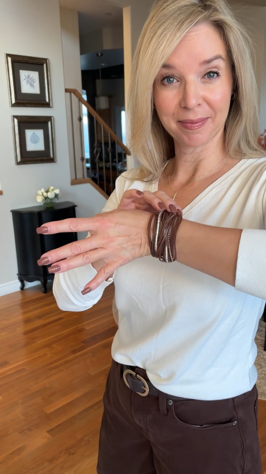 This is a “curvy” pair of brown denim jeans. They are quite loose on me but if you have curves, these would be perfect t! 

They are relaxed, have a no-gap high waist, zip fly and loose leg

I thought this was such a cute wrap bracelet - it’s a more casual look but adds a ton of flair to an outfit. They say it’s made of leather but the price does not reflect that! It’s so affordable! 

US LINK FOR BRACELET:
https://amzn.to/4qo4ssY

The sweater has
V-neck. 
Long sleeves.
Ribbed neck, arm cuffs and hem.
Straight hem.



#LTKSaleAlert #LTKFindsUnder50 #LTKMidsize
