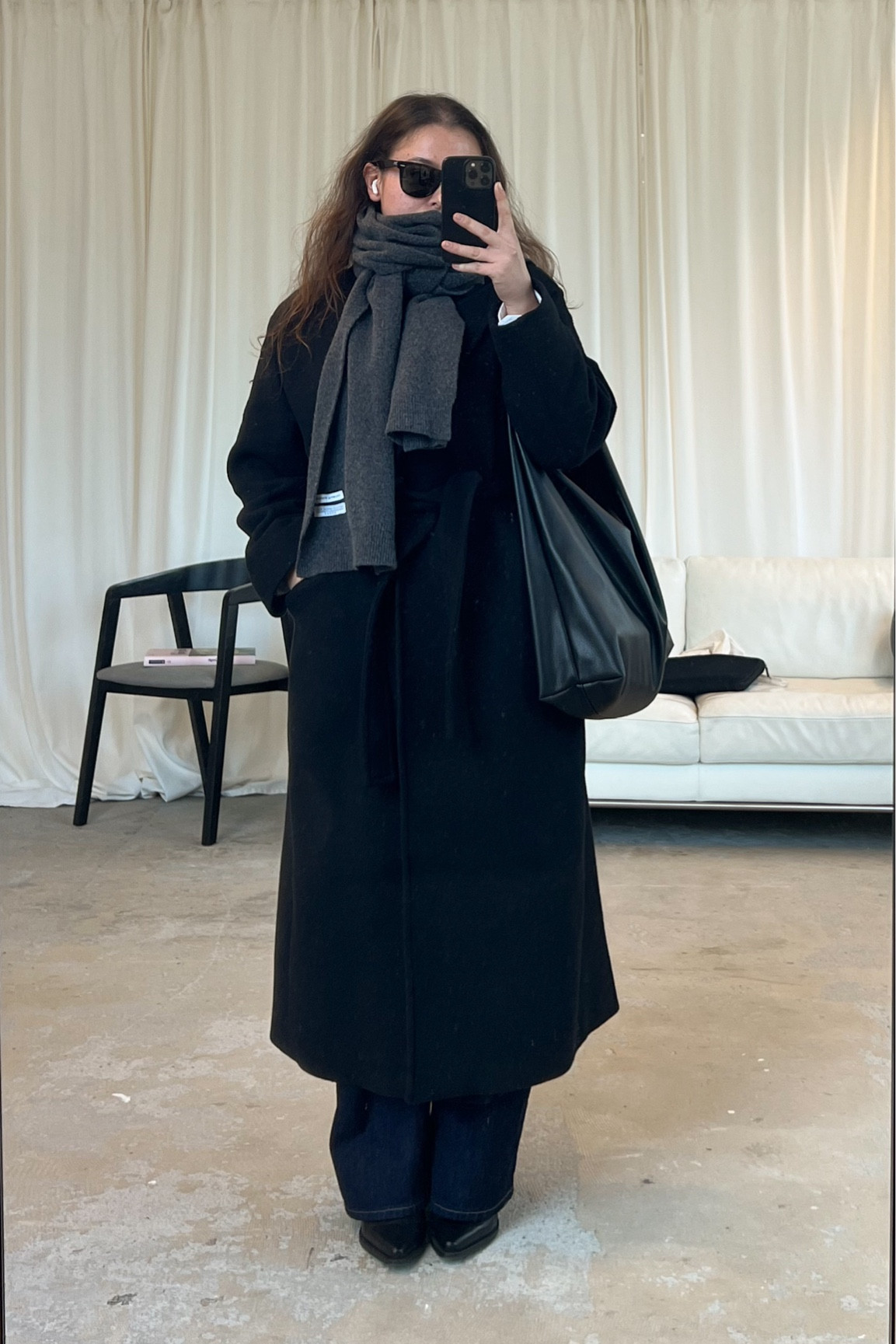 Daily outfit ideas. Inspired by minimal style aesthetic. Petite size fashion. Petite size style. Transitional outfit inspiration. Scandinavion fashion style. Oversized outfit. Follow @laura.cjg on Instagram and Tiktok for more daily outfit inspo. Cool girl summer outfits. Minimal style inspo. Mid size minimal style inspo. Petite size style inspo. Fall outfit ideas. Petite style. Petite fashion. Mid size fashion. Mid size style. Minimal outfits. Minimal work outfit. Casual chic outfit. Transitional outfit. Spring outfit inspo. Spring outfits. Layering. Capsule wardrobe. Winter outfits. Winter outfit ideas. winter outfit inspo.

#LTKeurope #LTKstyletip #LTKmidsize