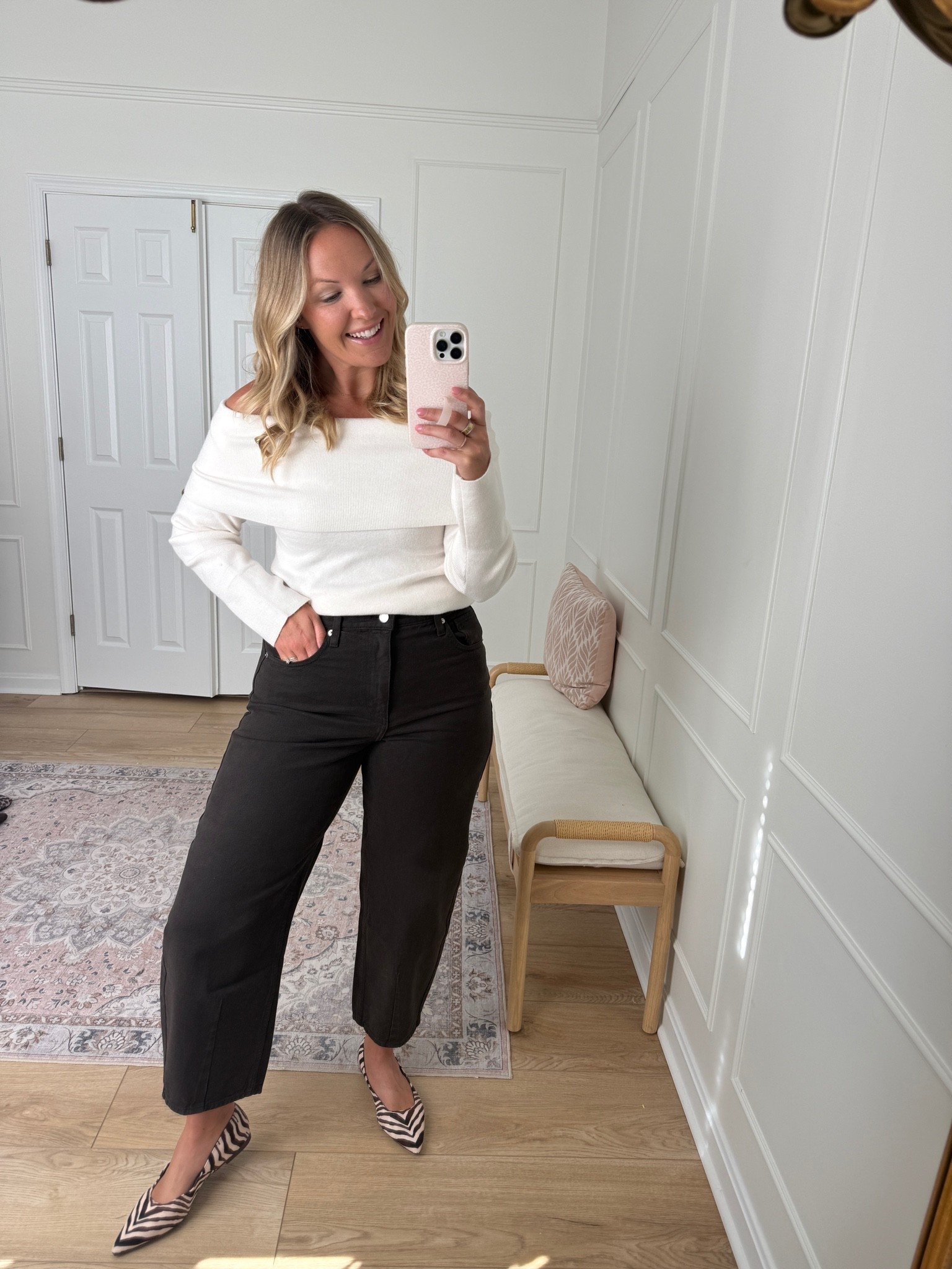 Casual and cute fall outfit! Perfect for weekends! Med top and size 10 jeans

#LTKSeasonal #LTKMidsize
