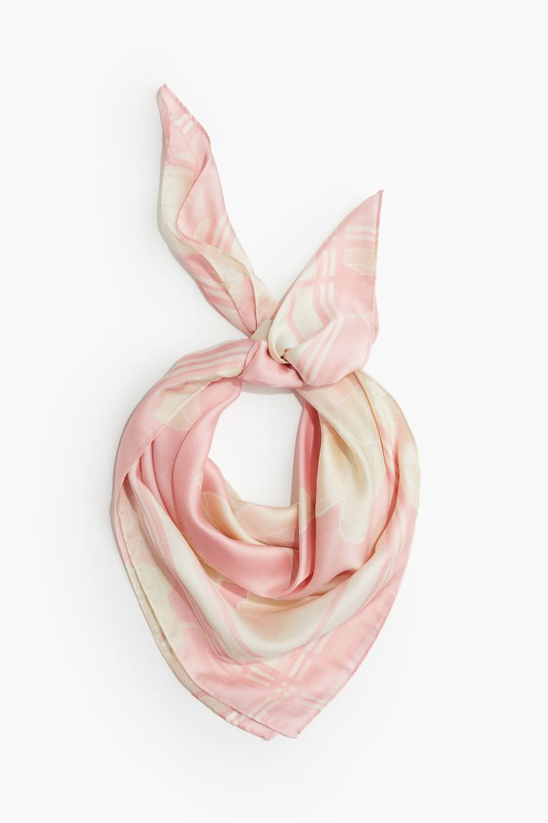 Printed Satin Scarf - Light pink/patterned - Ladies | H&M US | H&M (US + CA)