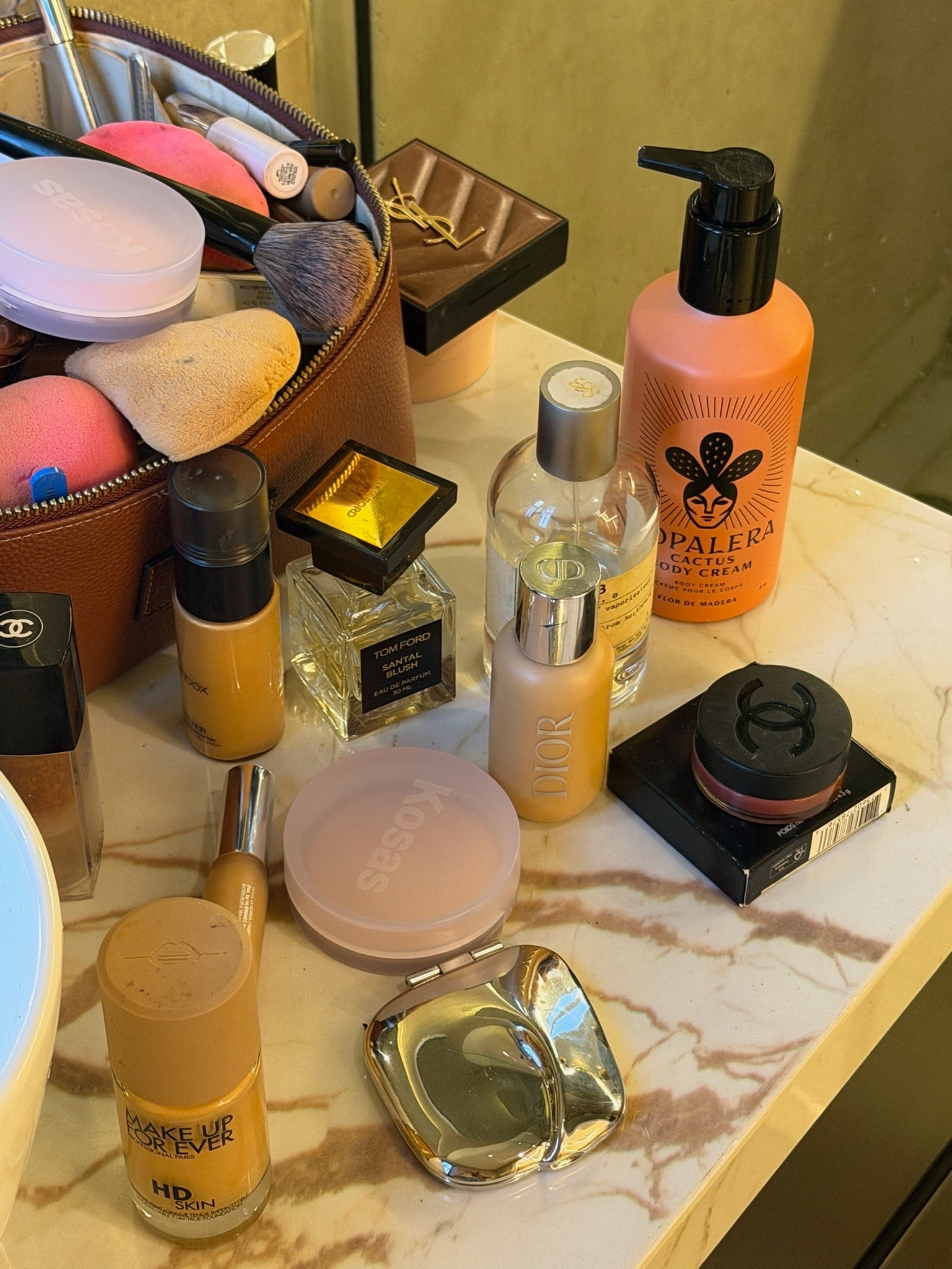 My girls countertop starter kit 🤍

#LTKBeauty #LTKmorningroutine