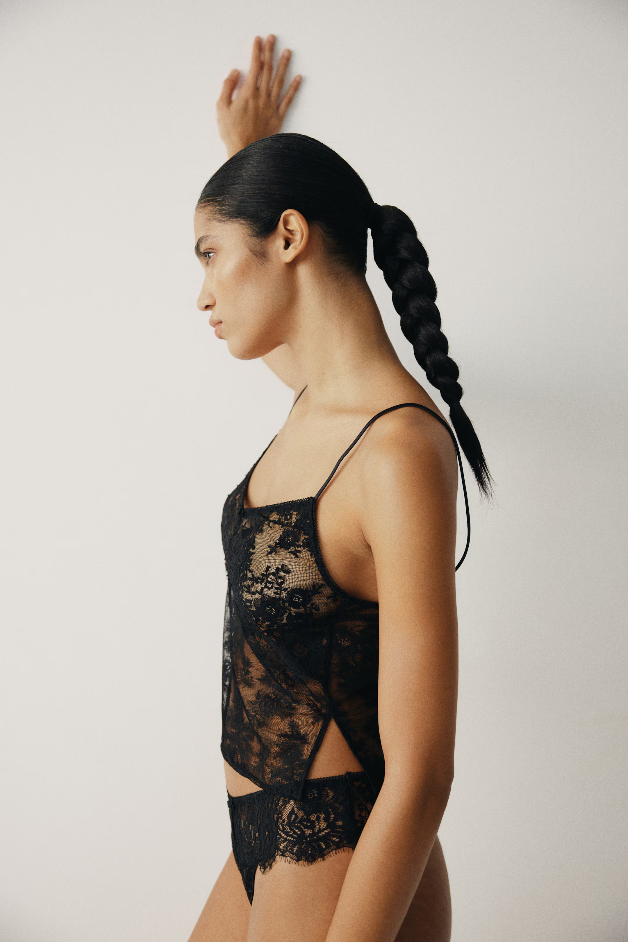 Lace strappy top - Black - Ladies | H&M GB | H&M (UK, MY, IN, SG, PH, TW, HK)