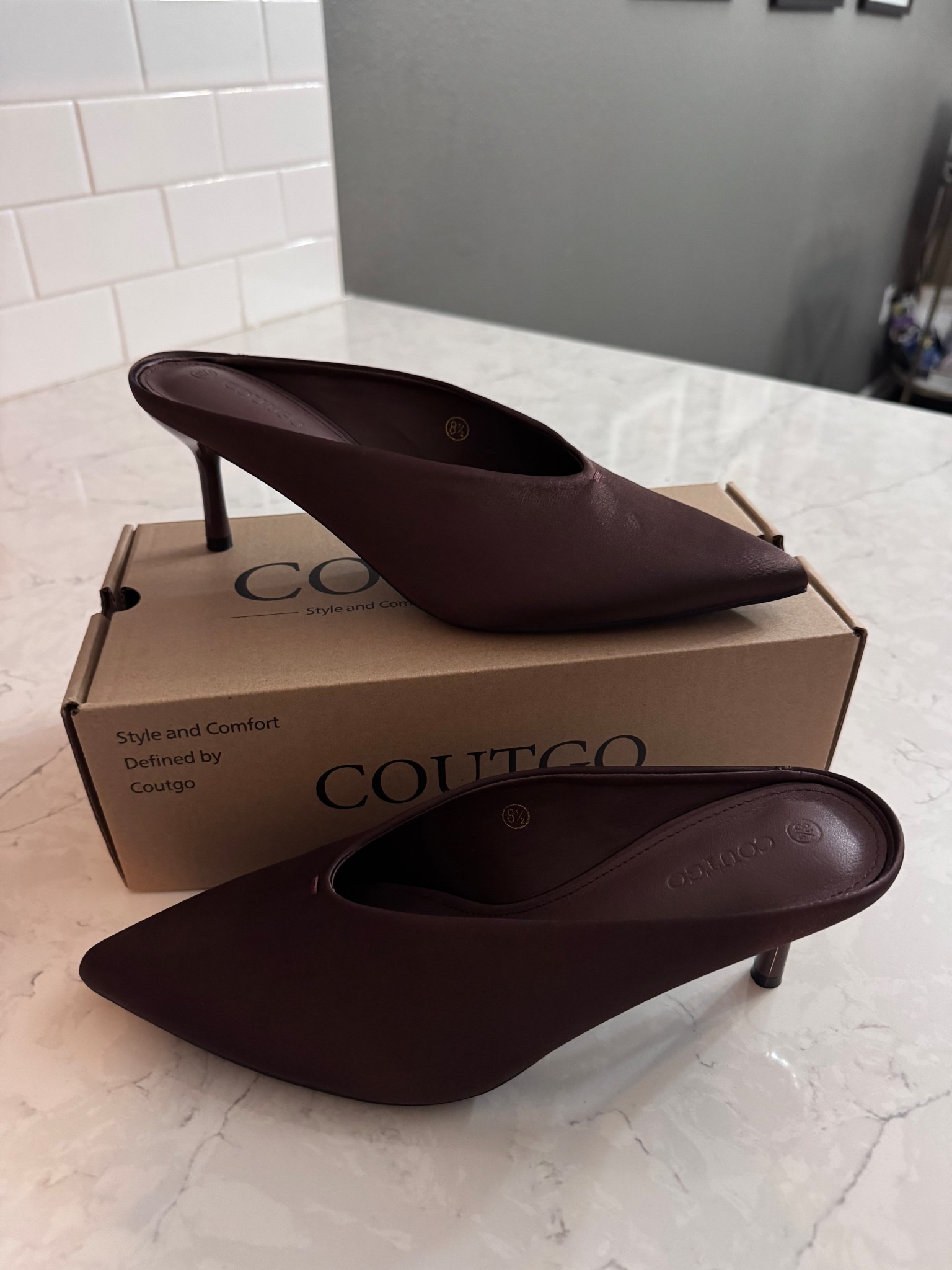 Kitten heels

#LTKootd #LTKSeasonal #LTKgrwm