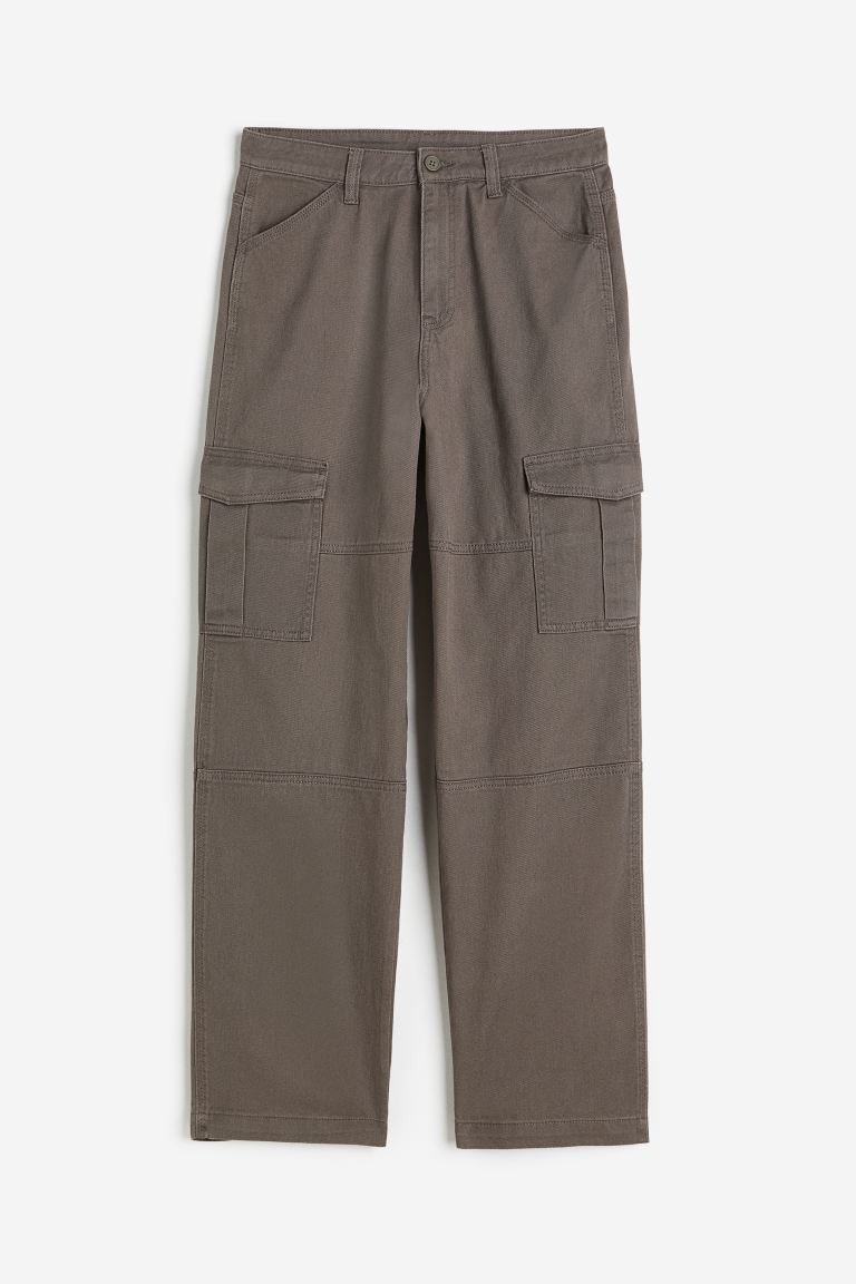 Twill Cargo Pants | Taupe Cargo Pants Outfits | Summer Outfits 2023 | HM Pants Outfit | H&M (US + CA)