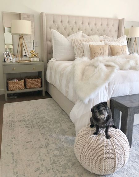 H O M E \ one of my favorite muted rugs from our old house!! I had the gray👏🏻

Bedroom
Nightstand
Home decor
Wayfair 

#LTKhome