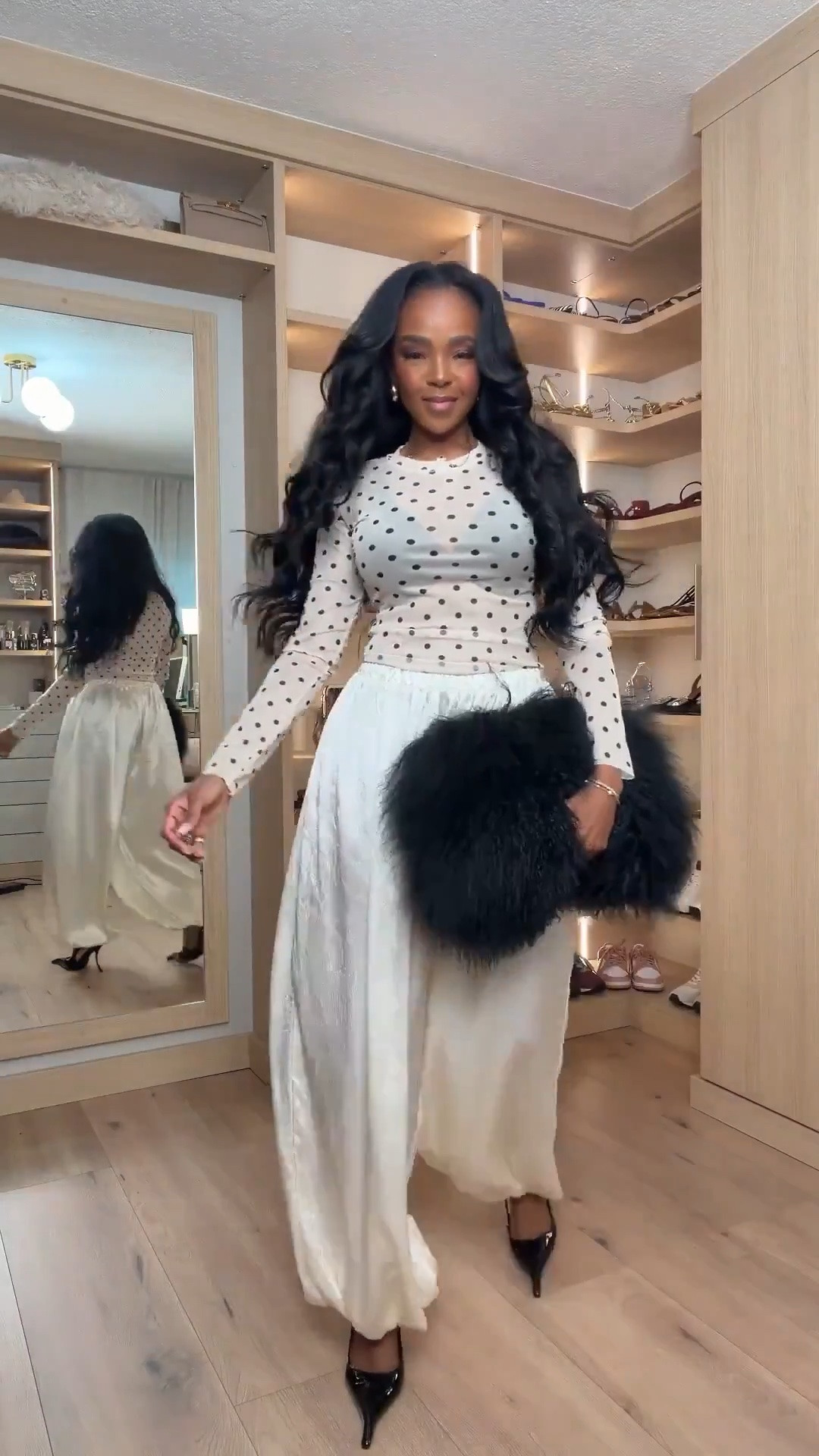 Scroll to shop! ✨ Everything from this look is linked below. 👇🏽    

Wearing: Size Small | 5’4” | 140 lbs  

📲   Download the FREE LTK app & follow me (@kirasfashionfinds) to shop all my daily finds.  #LTKootd #LTKPetite #LTKU

#LTKgrwm #LTKvlog #LTKootd