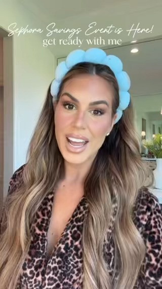 The @sephora Savings Event is here! GRWM ✨ shades I use:

bronze drops- bronze glow
foundation- stromboli
concealer- fawn
contour stick-
blush- she's that girl
powder- pound cake
bronzer- laguna 04
lipstick- nude kate
lipliner- Frappucino
gloss- champ stamp fantasy
highlighter- killawatt 

 #sephoraUSpartner 

#LTKBeauty #LTKSaleAlert