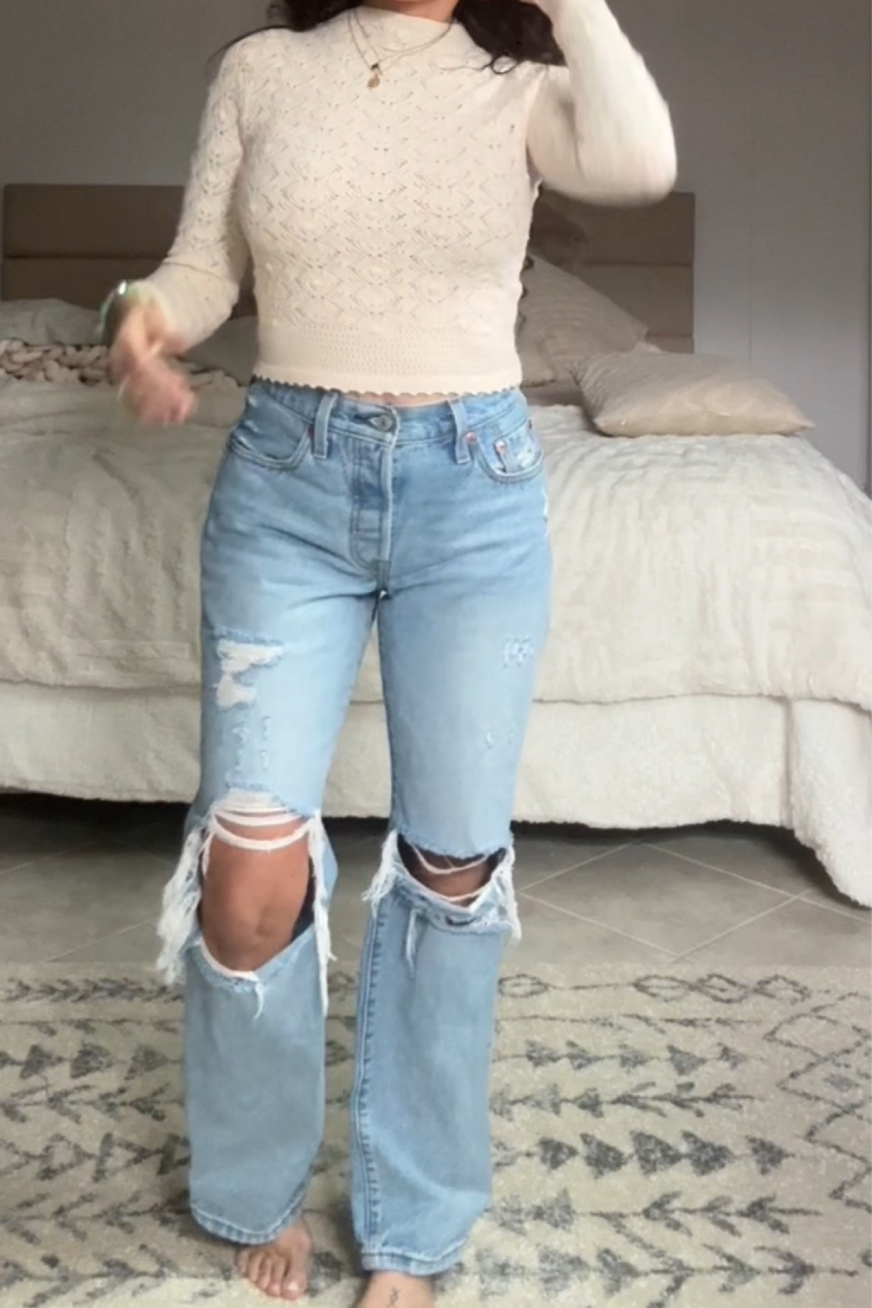 Levi’s 501 original fit 
Size25

#LTKStyleTip #LTKOver40 #LTKCon