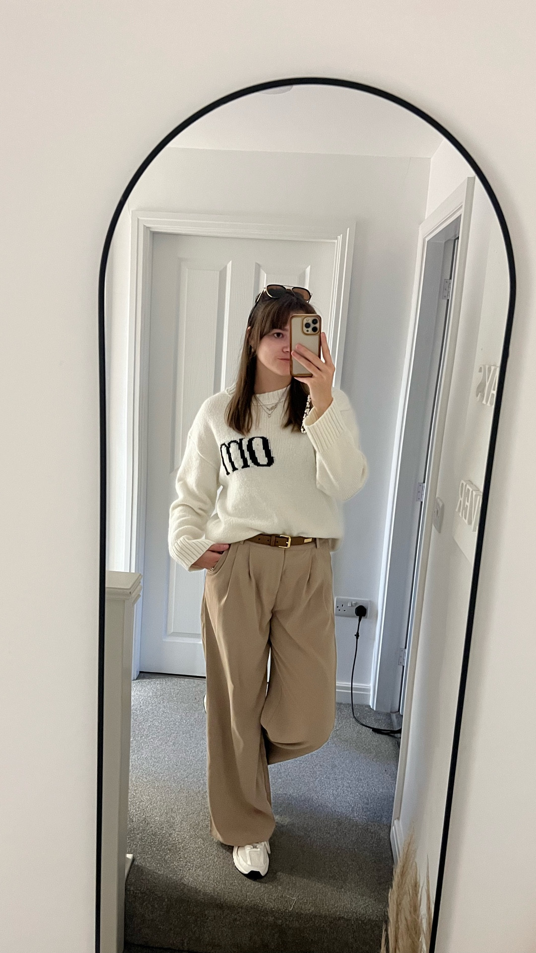 What I wore to work this week ✨ 

Jumper: OddMuse
Trousers: Boohoo
Trainers: new balance
Jacket: boohoo 

Knitwear season, work outfits, casual outfits, wide leg trousers, beige trousers, white jumper, easy outfits, outfit inspo 

#LTKuk #LTKautumn #LTKwinter