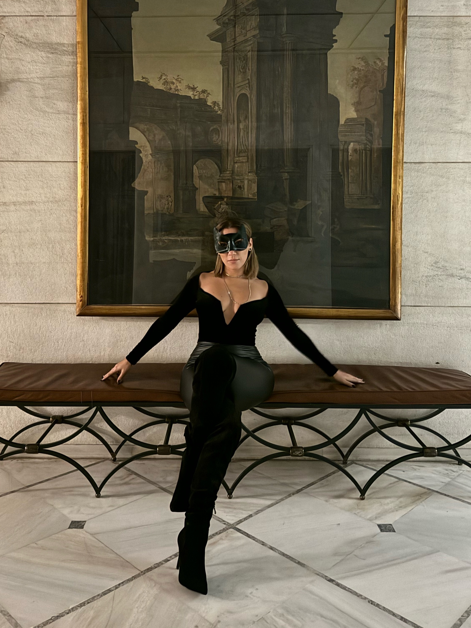 Easy Halloween outfit idea #catwoman 🐈‍⬛🎃👻

#Catwoman #HalloweenCostume #BlackBlazer #PuffSleeves #LeatherLeggings #CatWomanMask #VelvetBodice #OverTheKneeBoots #SuedeBoots #ChanelMakeup #HalloweenFashion #CostumeInspo #GothicStyle #ChicCostume #PartyOutfit #EdgyFashion #FashionInspo #StyleGoals #StatementLook #LuxuryStyle 