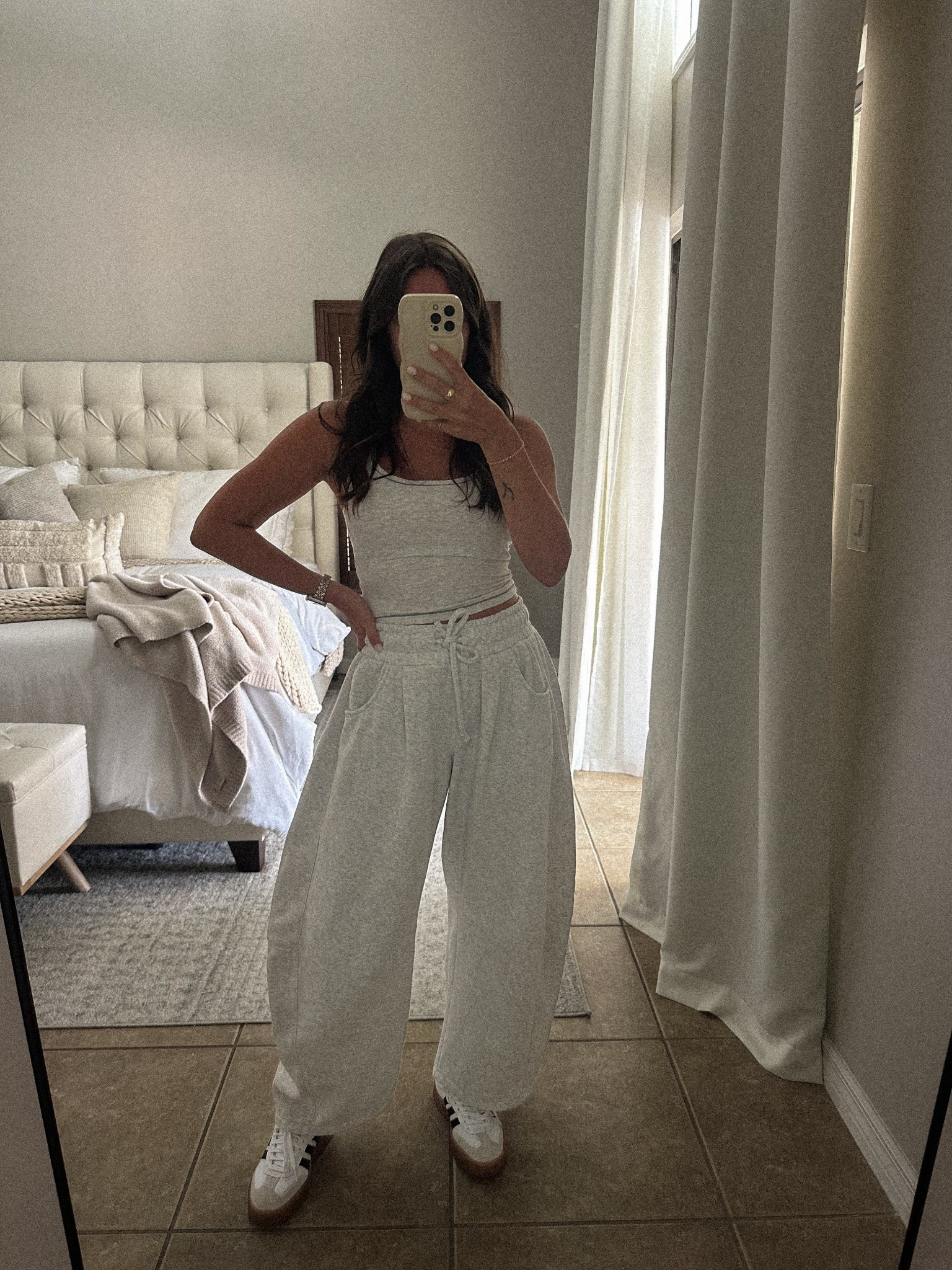 barrel joggers !! #comfy #urbanoutfitters

#LTKShoeCrush #LTKWorkwear #LTKTravel