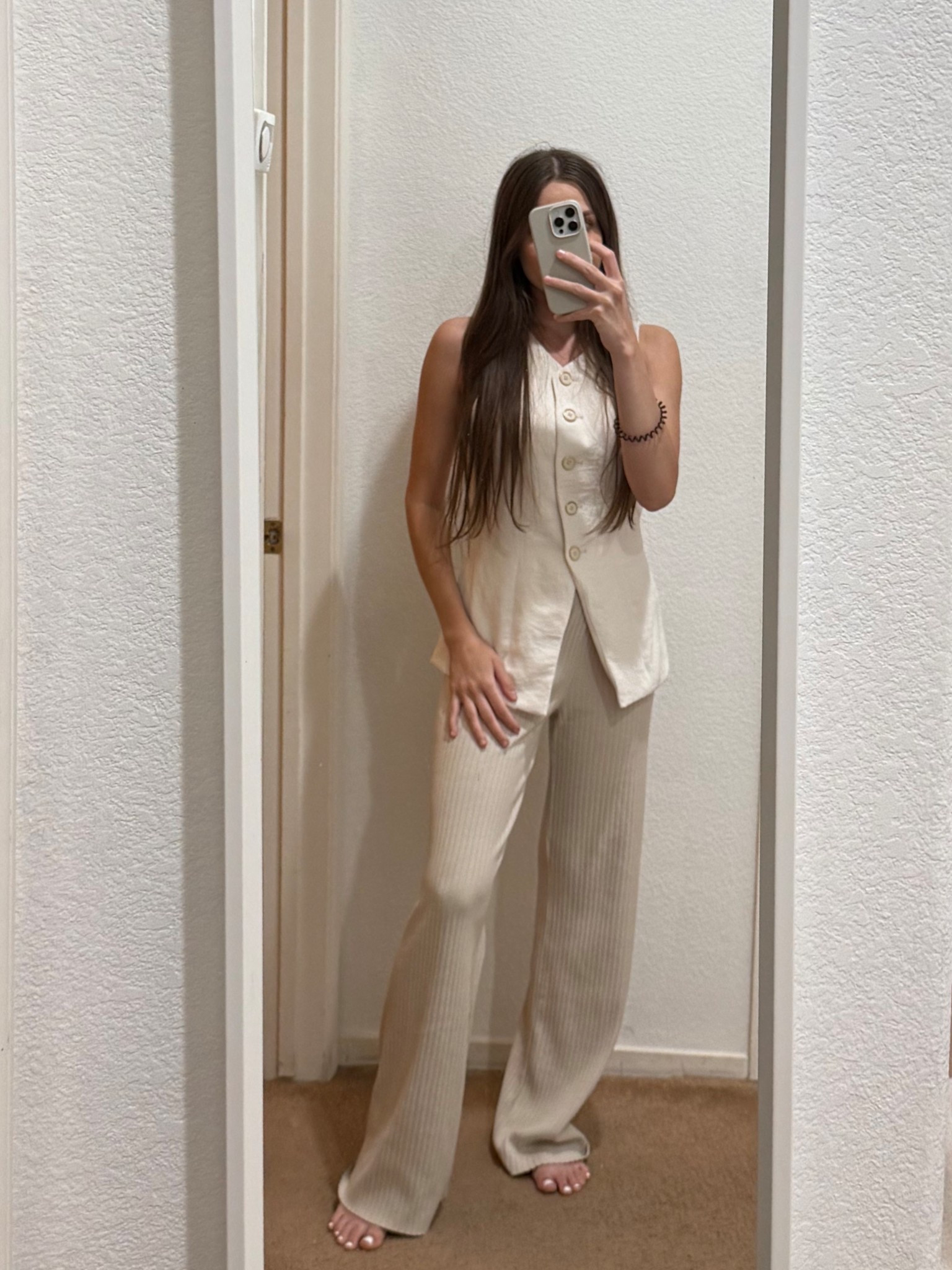 creams


#LTKFindsUnder100 #LTKWorkwear #LTKStyleTip