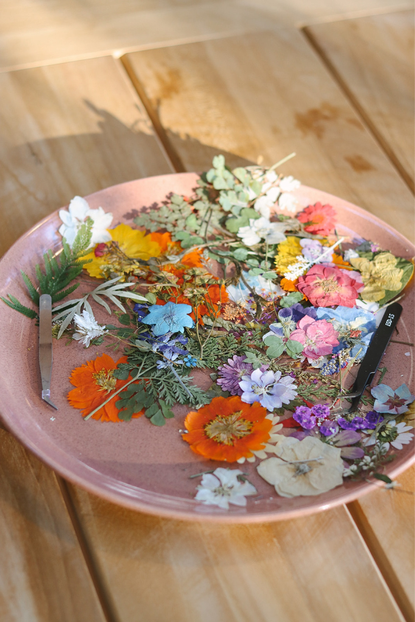 Dried flowers for a fun party craft

#LTKParties