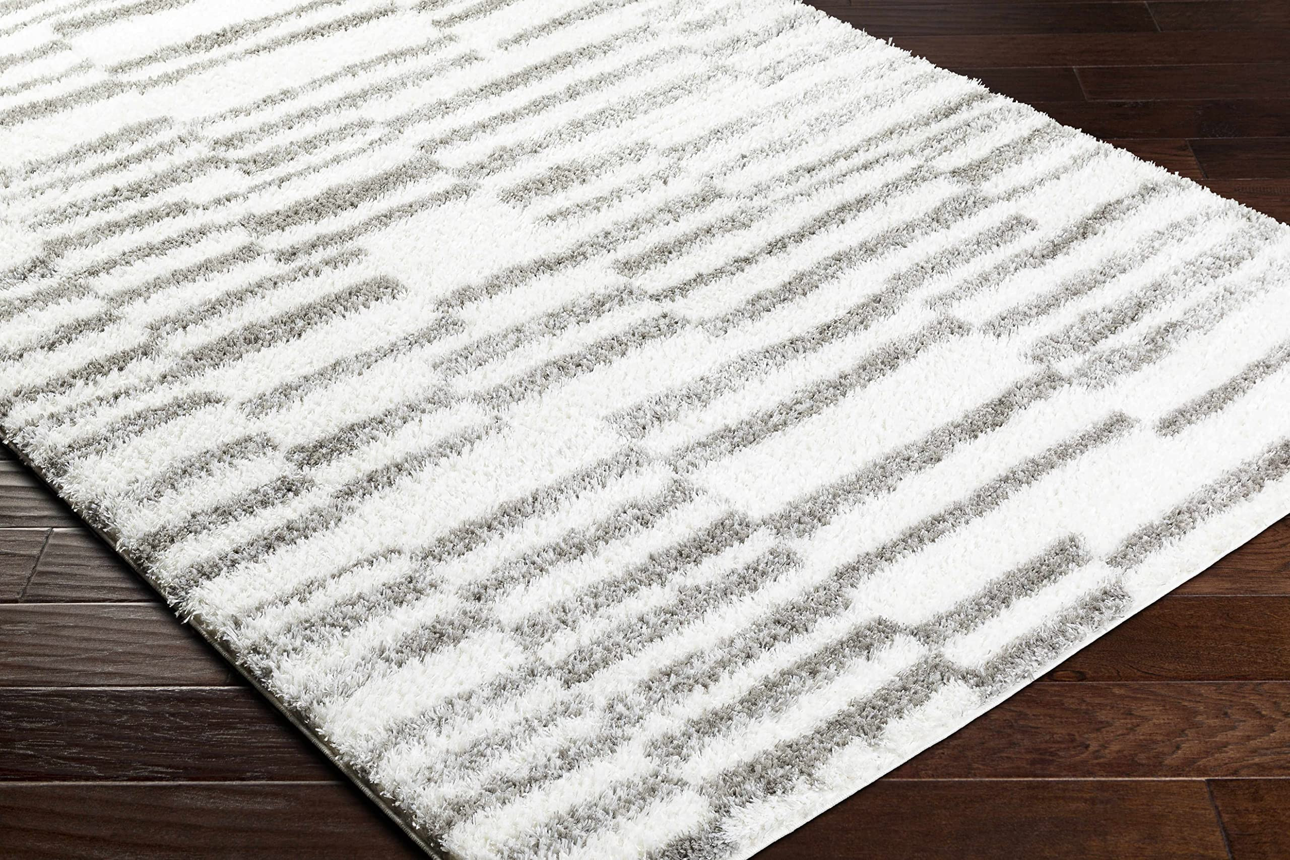 Kuron Farmhouse Area Rug - Off White - 7'10" x 10' | Amazon (US)