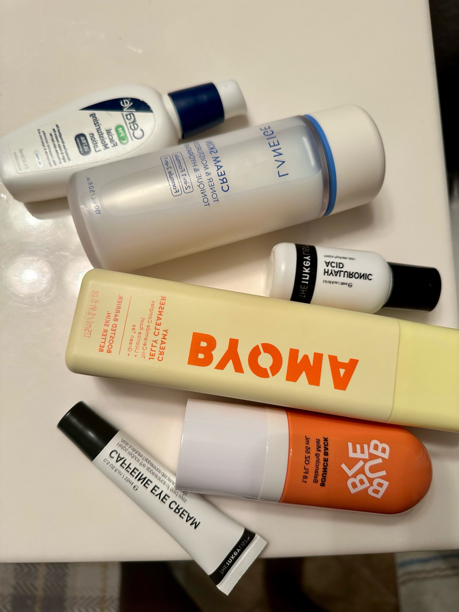 My basic skincare routine 😮‍💨 
For bubble skincare Discount “Tasia5” only on their website

Skincare 
Dry skin care 
Morning skincare 

#LTKBacktoSchool #LTKSeasonal #LTKFind