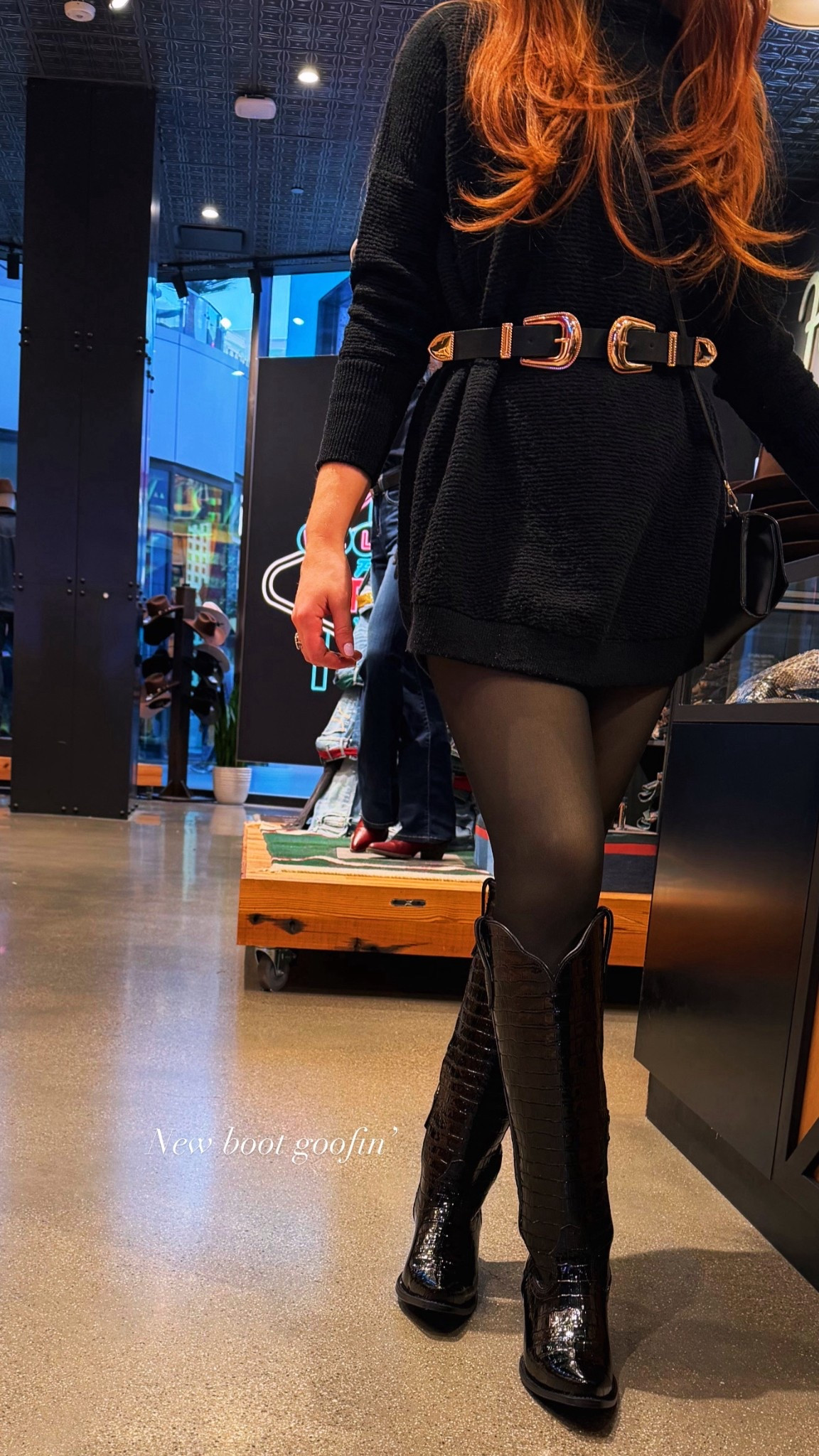 new boot goofin’ 

#LTKActive #LTKGiftGuide #LTKSeasonal