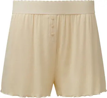 Scalloped Elastic Waist Shorts | Nordstrom Rack