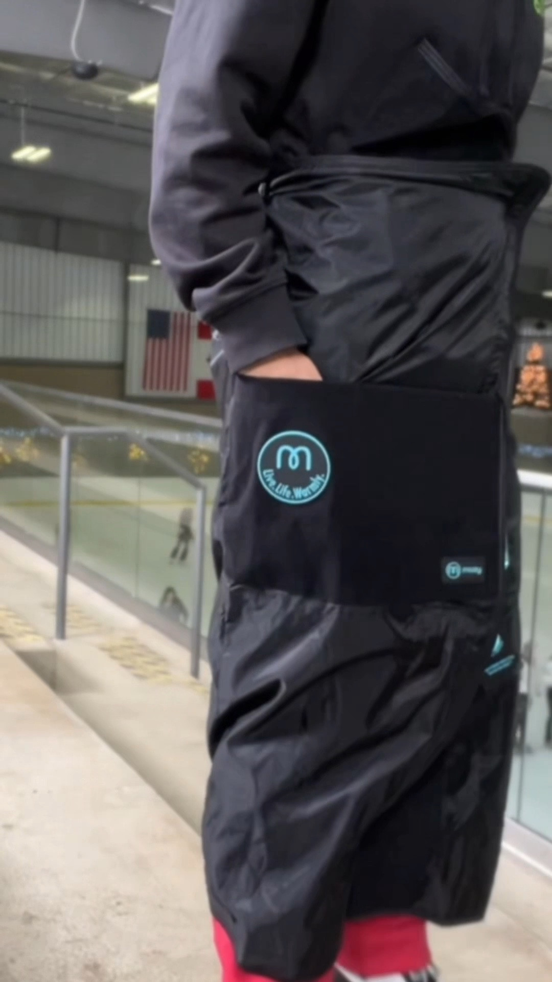 This holiday season the Mozy thermal wrap is perfect whether you are at the rink, camping, boating or any outdoor activity to keep you warm and cozy! It’s 5x warmer than a blanket, water resistant and windproof. 

Linked in my LTK so you can shop direct from there!

@getthemozy #LiveLifeWarmly #GetTheMozy @Shop.LTK #ad @get_the_mozy

#LTKGiftGuide #LTKActive #LTKTravel