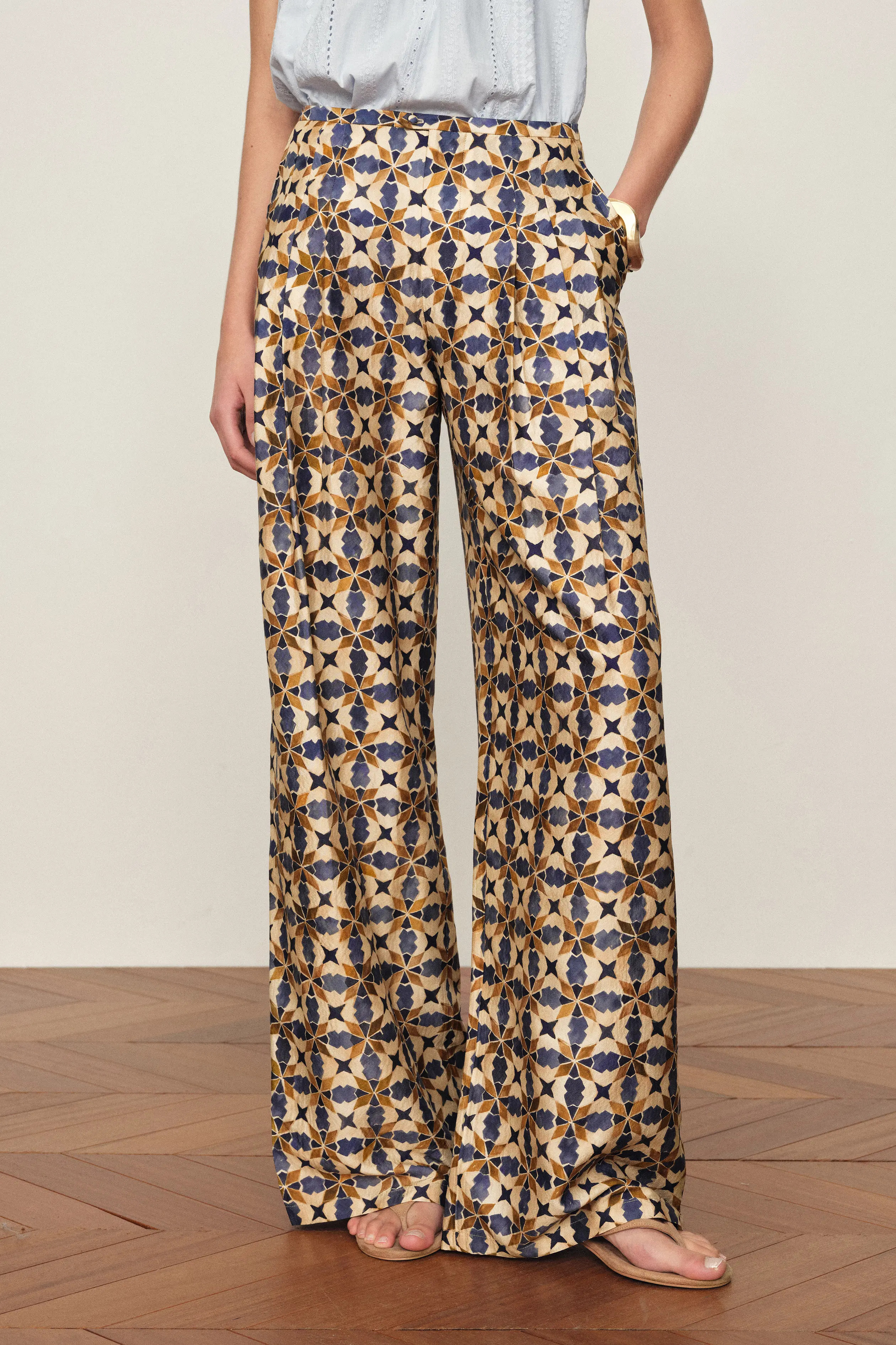 Jorien Drape Pants in Crinkled Silk Blend | Fabrique