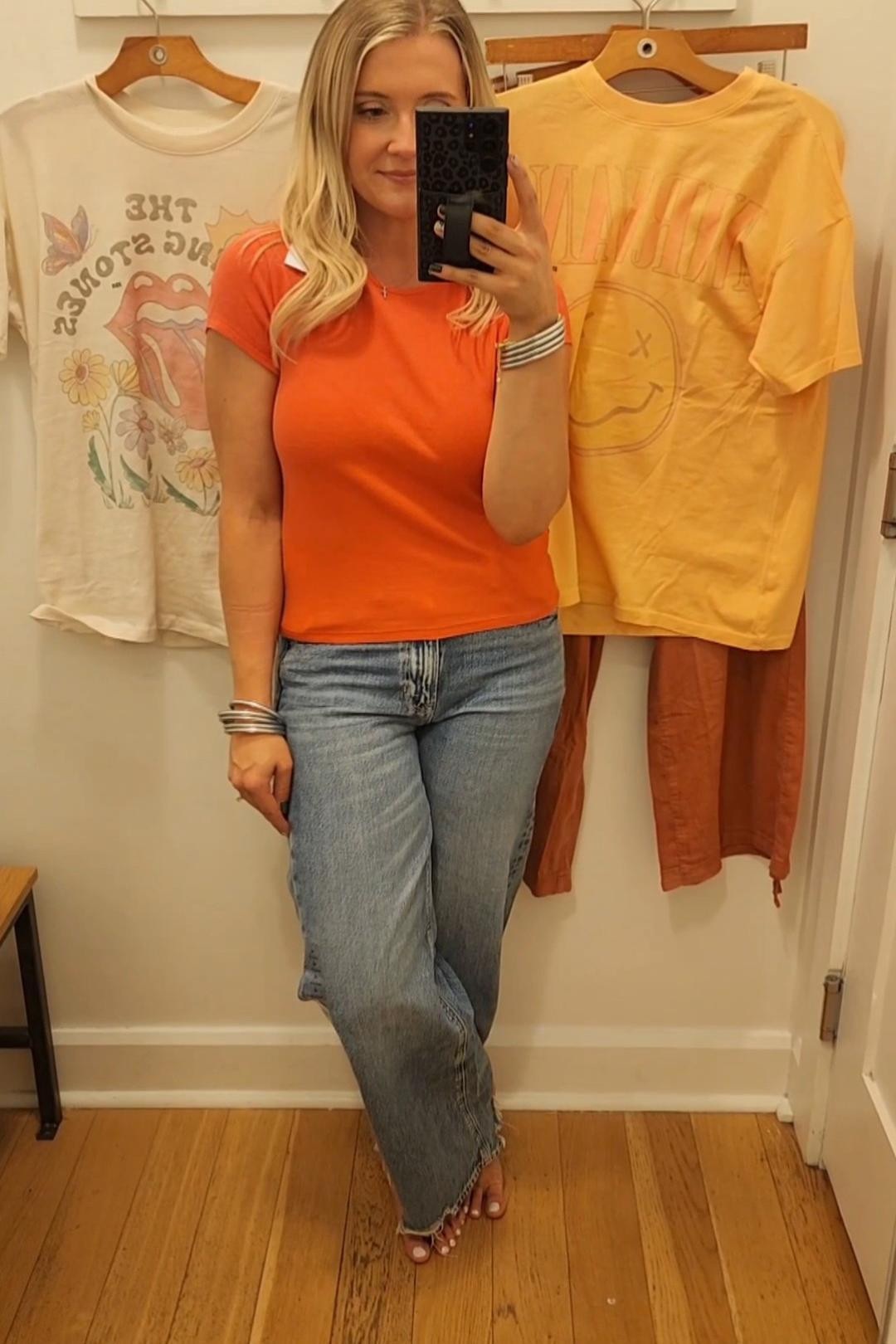 American Eagle mini haul- this 90s vibe has me in the best mood 😎Tees: XS/S Ribbed Tees: MediumJeans: 4Cargos: 2

#LTKsalealert #LTKfindsunder50