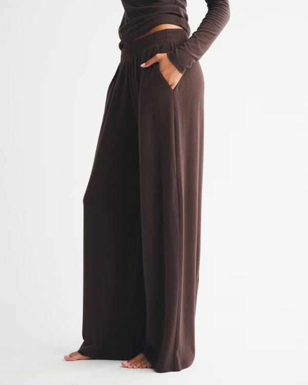 Lounge Brushed Wide Leg Sweatpant | Abercrombie & Fitch (US)