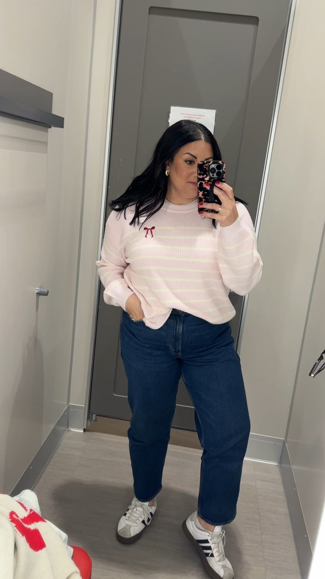 Obsesseddd with this bow sweater! 🎀❤️ I’m wearing a large! 

#LTKGiftGuide #LTKCyberWeek #LTKHoliday